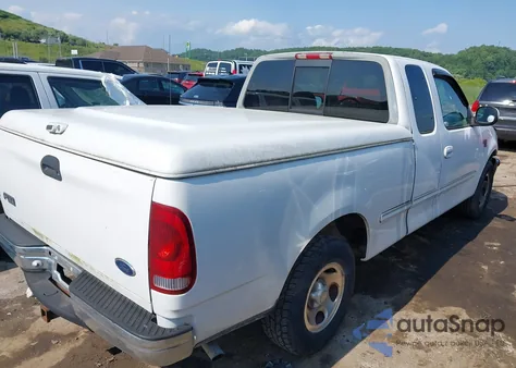 1998 Ford F-150 Lariat/Standard/Xl/Xlt из США, поврежденный, VIN 1FTZX17W5WKB66482